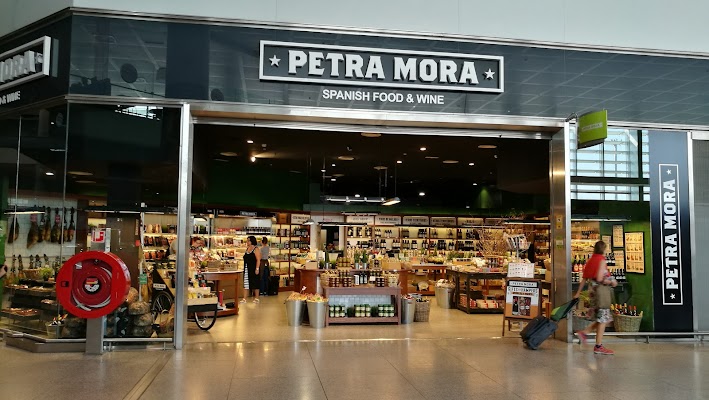 petra-mora